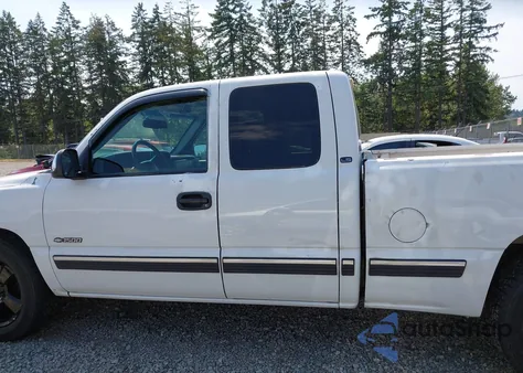 2001 Chevrolet Silverado 1500 Ls from USA, damaged, VIN 2GCEC19T911144376